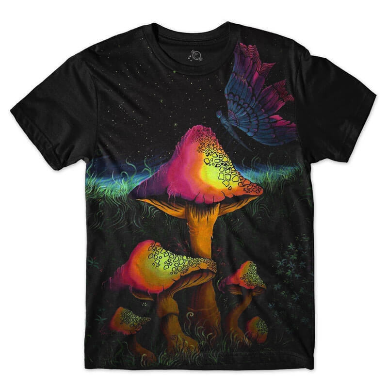Camiseta Psicodélica Plantação de Cogumelos