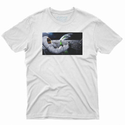 Camiseta Astronauta, Um Drink no Espaço
